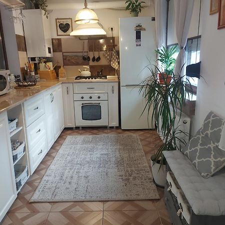Appartamento Flomar By The Sea Mangalia Esterno foto